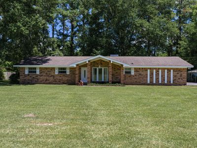 911 Pine St, Taylorsville, MS, 39168