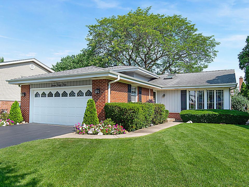 1st image of 744 Madelyn Dr