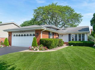 744 Madelyn Dr, Des Plaines, IL