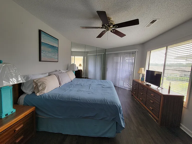 4246 Pinehurst Cir #O9 — Photo 10