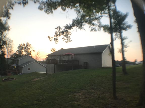 5th image of 15 Mayberry Dr