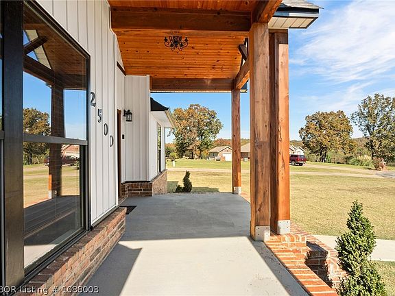5th image of 2500 River Vista Dr