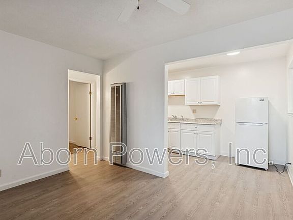 2nd image of 2807 & 2813 Manor Dr Unit 2813