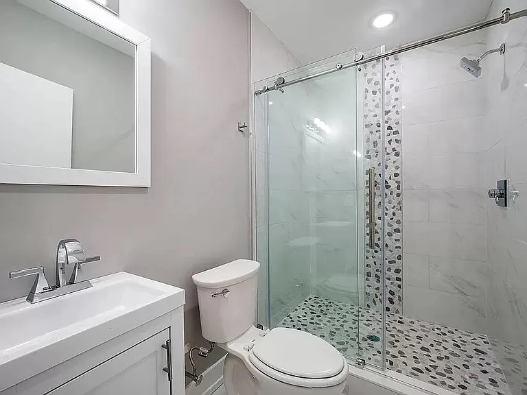 649 N 35th St #103 — Photo 3