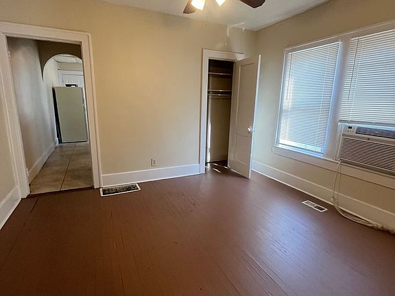 4th image of 943 Central Ave APT 1