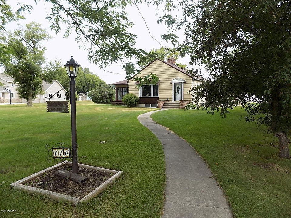 1st image of 110 N Lakeshore Dr