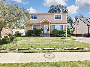 137 Horton Ave, Valley Stream, NY 11581