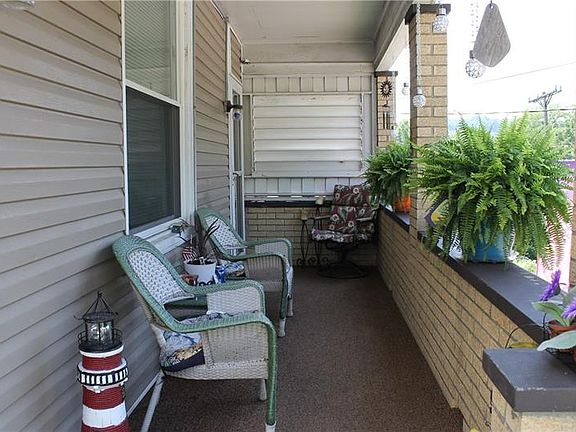2nd image of 5 E Gaskill Ave