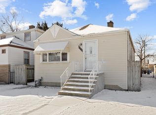 12338 S Elizabeth St, Calumet Park, IL
