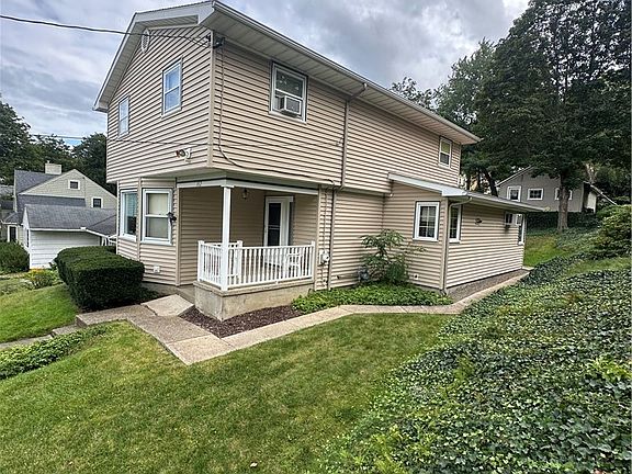 3rd image of 162 Watauga Ave