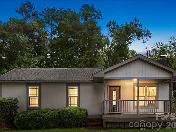 3rd image of 1050 Hay Row Rd