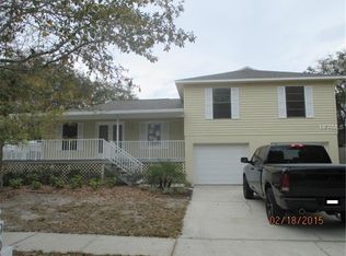 905 Lynnlea Ln, Tarpon Springs, FL 34689