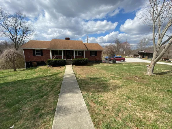 662 Lodge Hall Rd, McKee, KY 40447