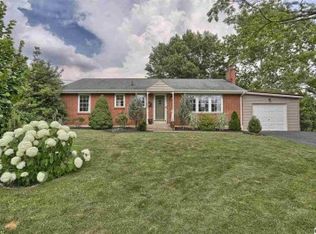 413 Bolton Dr, Harrisburg, PA 17112