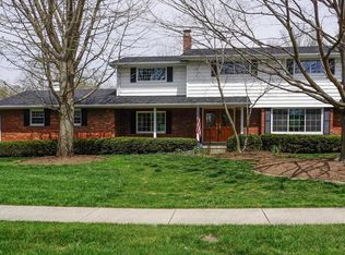 5752 Hithergreen Dr, Dayton, OH 45429