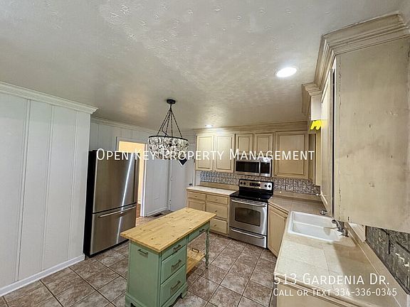 4th image of 513 Gardenia Dr