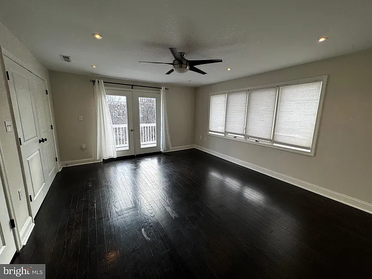 513 Whittier St NW — Photo 36