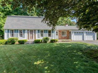 35 Princeton Ave, Feeding Hills, MA 01030