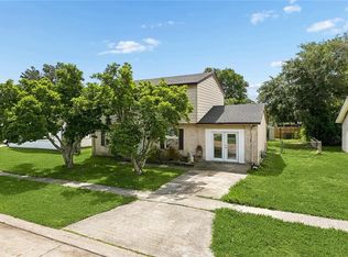 421 Holy Cross Pl, Kenner, LA 70065