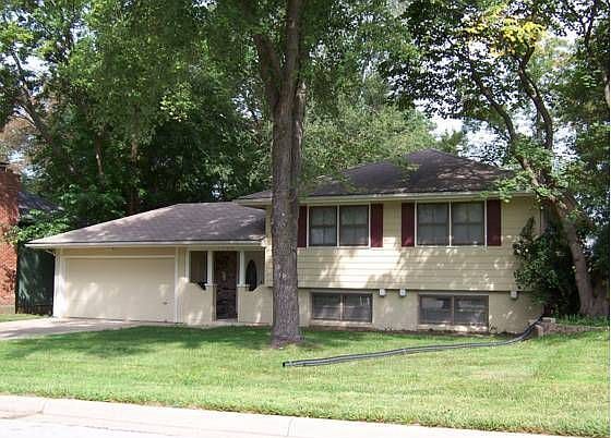 1st image of 1100 Wildwood St