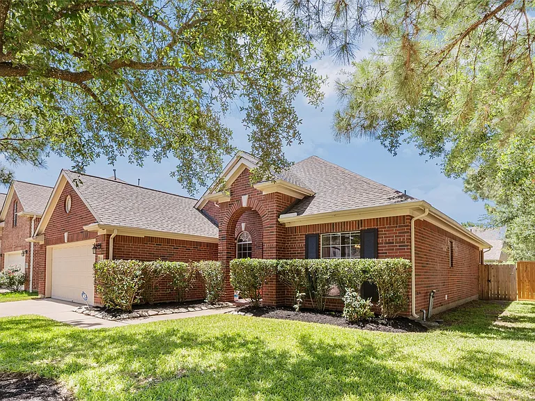 24910 Crystal Stone Ln — Photo 3