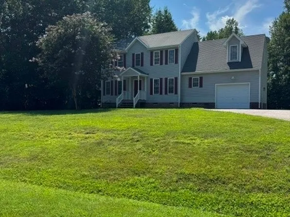 15718 Pypers Pointe Dr, Chesterfield, VA 23838