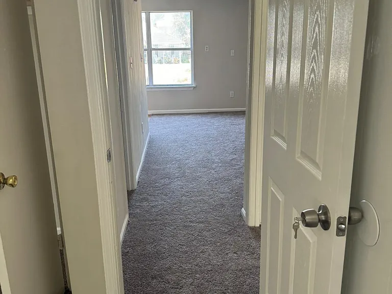 1340 Reservoir Ave #A — Photo 5
