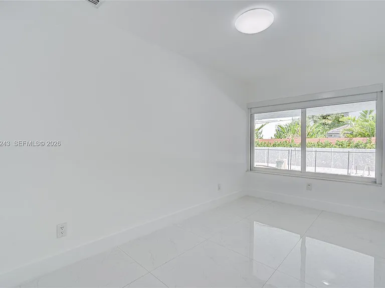 773 Woodcrest Rd — Photo 26