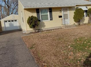 (Undisclosed Address), Saint Louis Park, MN 55426