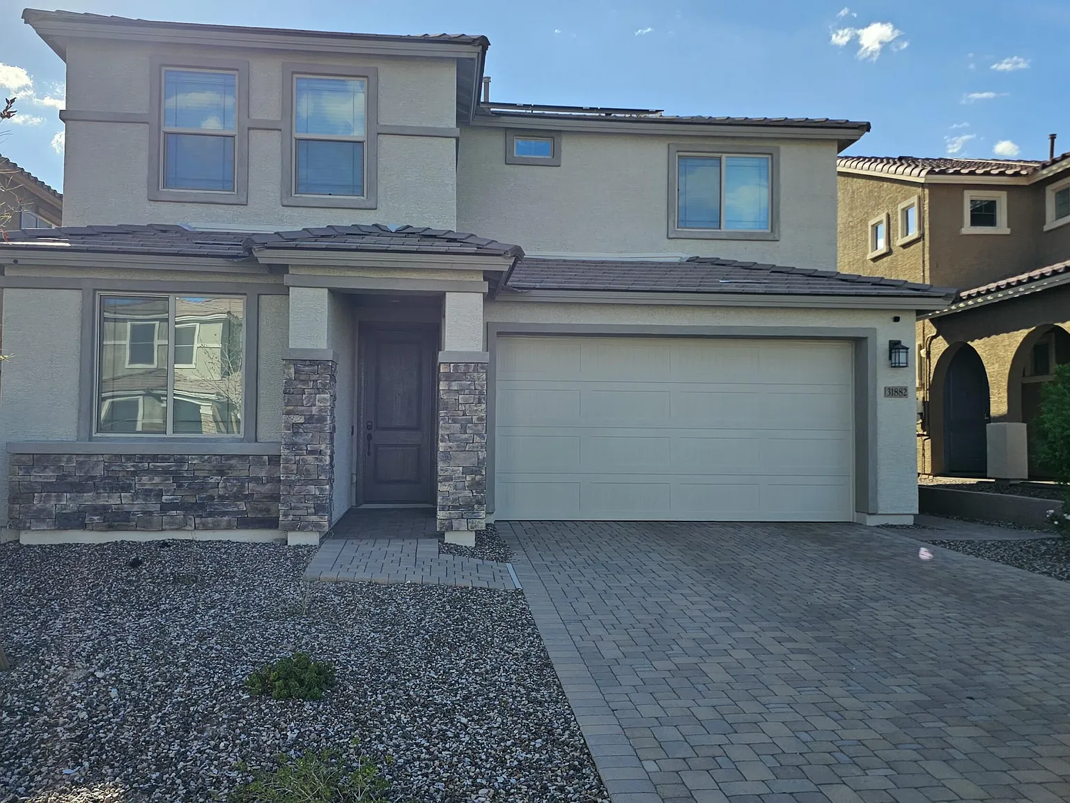 4 bed, 3.0 bath, 2374 sqft, $2,795 — Photo 1