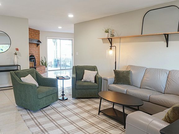 4th image of 3536 E HELENA Drive