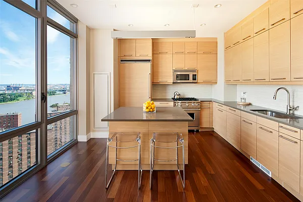 Sold by Douglas Elliman | media 17