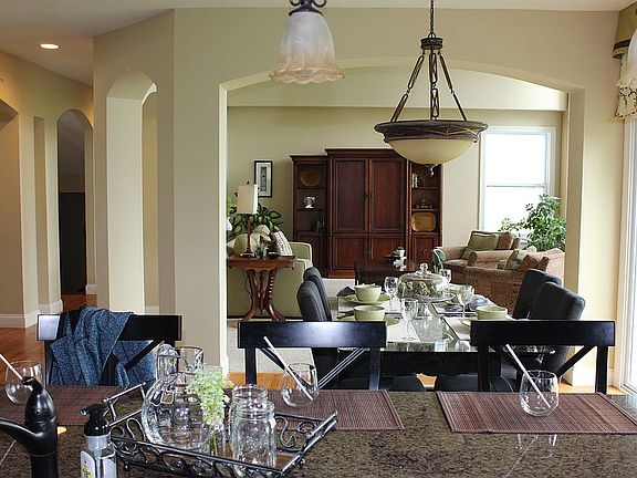 Open Floor Plan with Arches