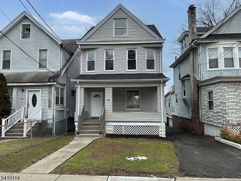 1st image of 448 Stuyvesant Ave
