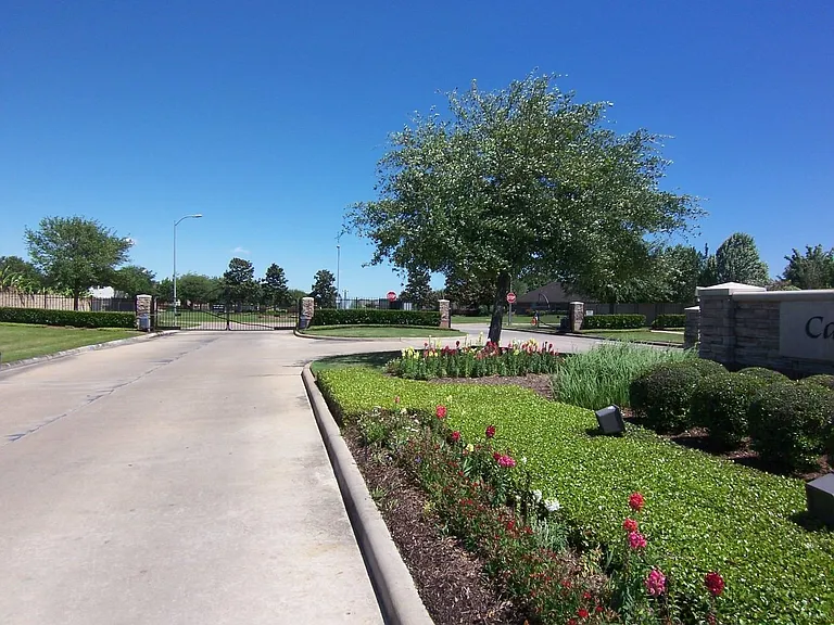 25910 N Lakefair Dr — Photo 29