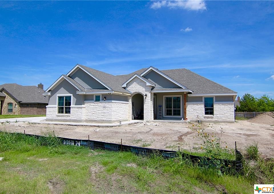 2nd image of 6905 Greenfield Dr