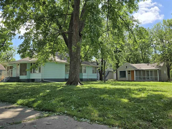 808 Sherman St #808-808B-804, Salina, KS 67401