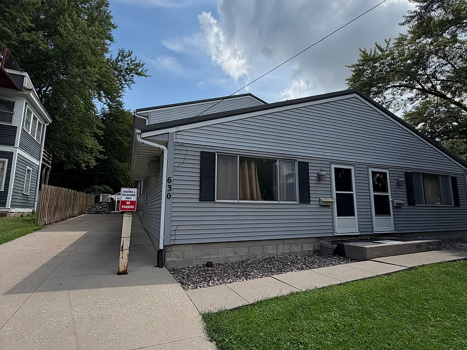 630 S Governor St #3