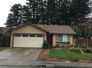 7206 Circle Dr, Rohnert Park, CA 94928