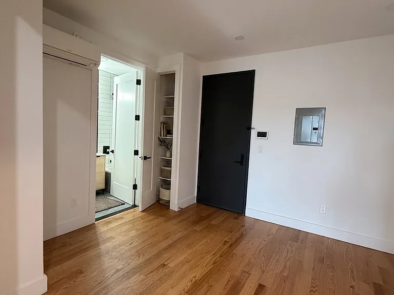 1644 New York Ave #3D — Photo 4