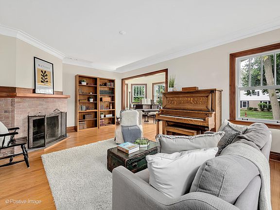 5th image of 802 N Kensington Ave