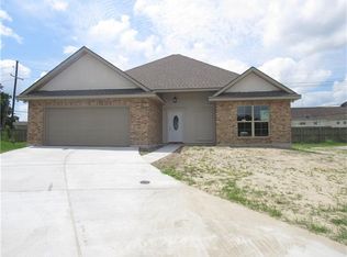 2476 Ave Mont Martre, Terrytown, LA 70056