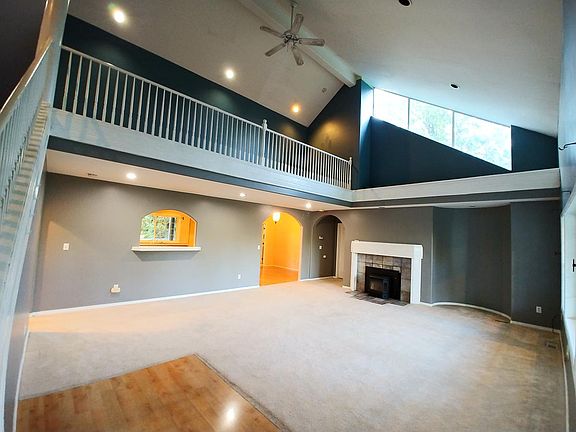 Living Room / Loft above