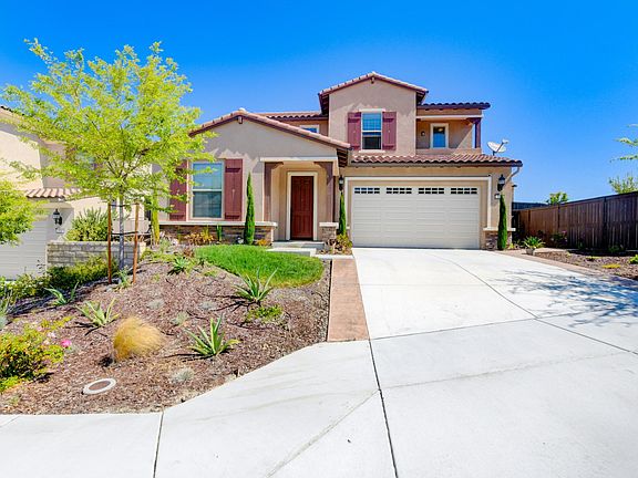 2nd image of 500 Cota Ln
