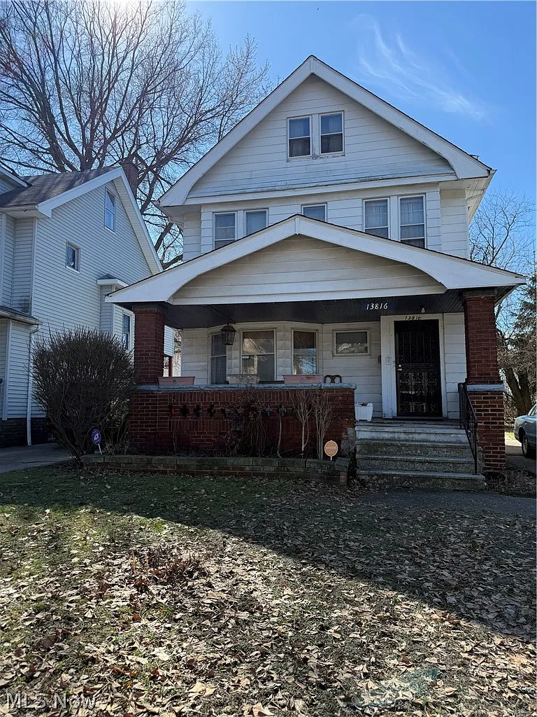 13816 Glenside Rd photo 1