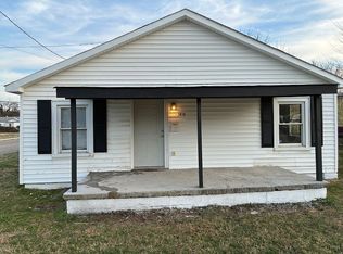 1414 E Washington St, Petersburg, VA 23803