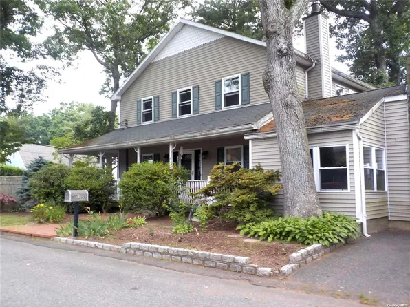 85 Shady Lane, Huntington, NY 11743