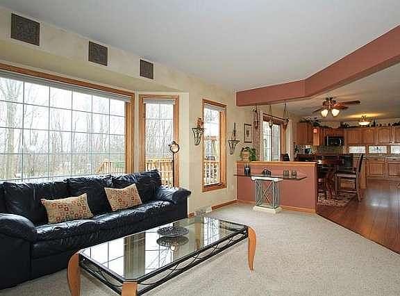 4th image of N74W22317 Alta Vista Dr