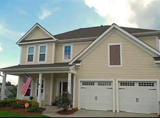 745 Inwood Hill Dr, Gastonia, NC 28056