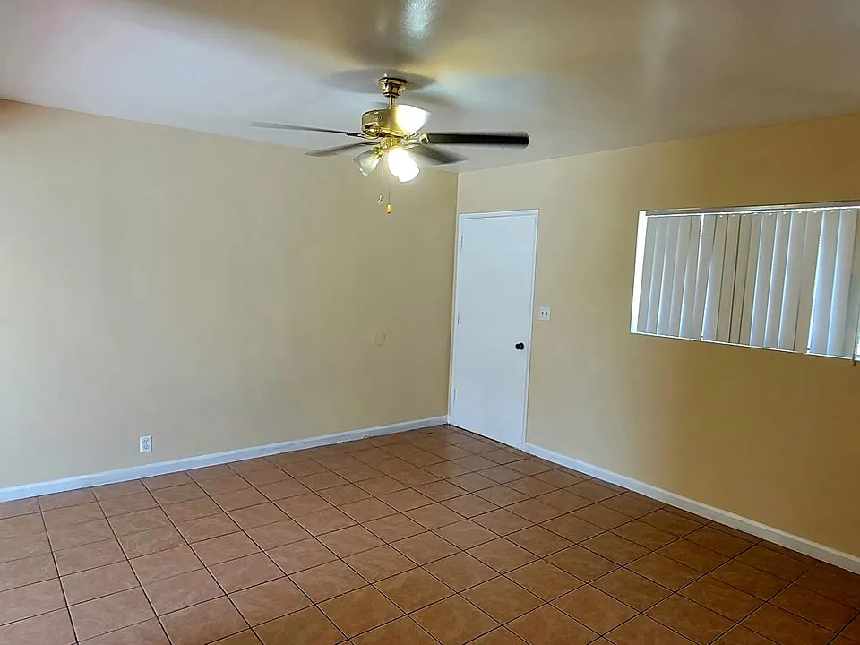 1717 N Alhambra Ave